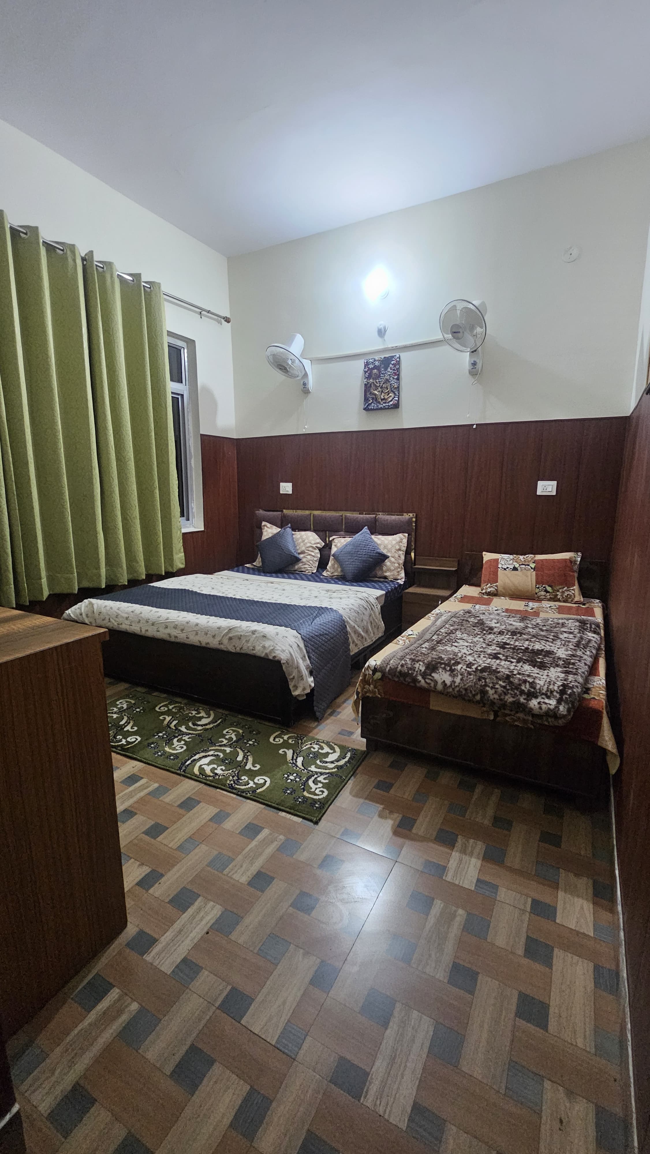 Standard Triple Bed Room - Image 2